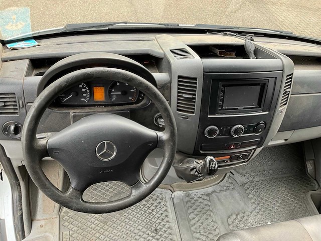 2010 mercedes-benz 519cdi sprinter bedrijfswagen - afbeelding 9 van  27