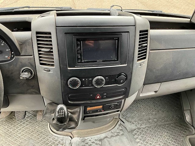 2010 mercedes-benz 519cdi sprinter bedrijfswagen - afbeelding 16 van  41