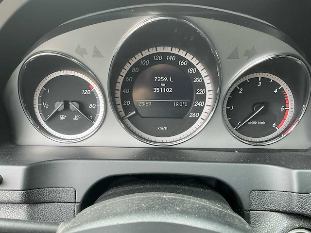 2010 mercedes-benz c-klasse 220 cdi bluee. avan. personenauto - afbeelding 17 van  35