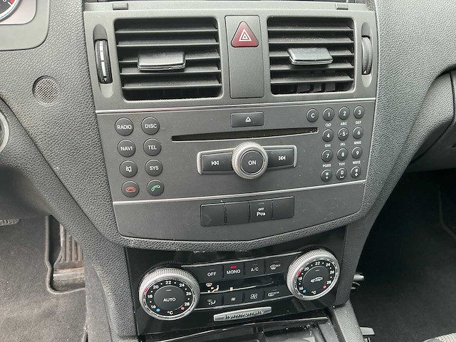 2010 mercedes-benz c-klasse 220 cdi bluee. avan. personenauto - afbeelding 18 van  35