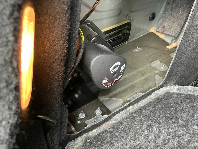 2010 mercedes-benz e-klasse e200 cgi personenauto - afbeelding 19 van  38