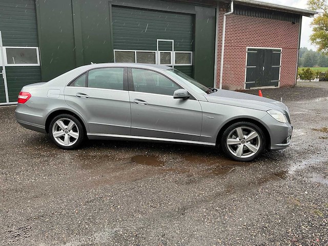 2010 mercedes-benz e-klasse e200 cgi personenauto - afbeelding 35 van  38