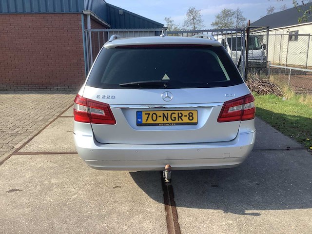 2010 mercedes-benz e-klasse estate 220 cdi elegance personenauto - afbeelding 10 van  13