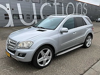 2010 mercedes-benz ml320 cdi bedrijfswagen vnf-97-k - afbeelding 1 van  41