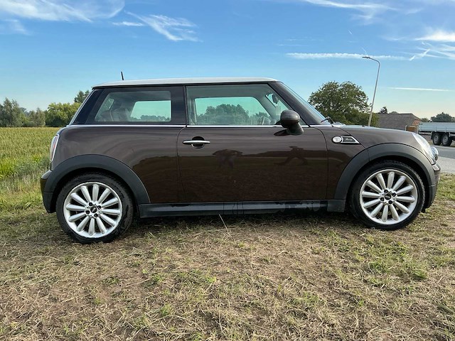 2010 mini 3-deurs 1.6 cooper mayfair personenauto - afbeelding 33 van  38