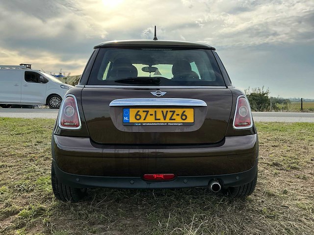 2010 mini 3-deurs 1.6 cooper mayfair personenauto - afbeelding 35 van  38