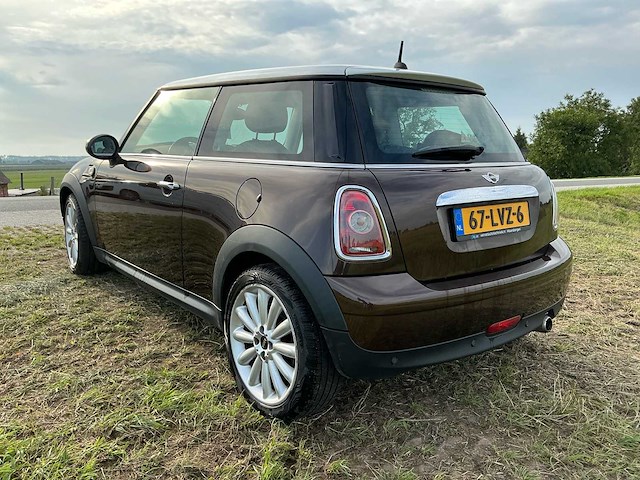2010 mini 3-deurs 1.6 cooper mayfair personenauto - afbeelding 36 van  38