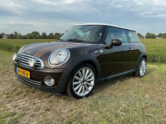 2010 mini 3-deurs 1.6 cooper mayfair personenauto - afbeelding 37 van  39