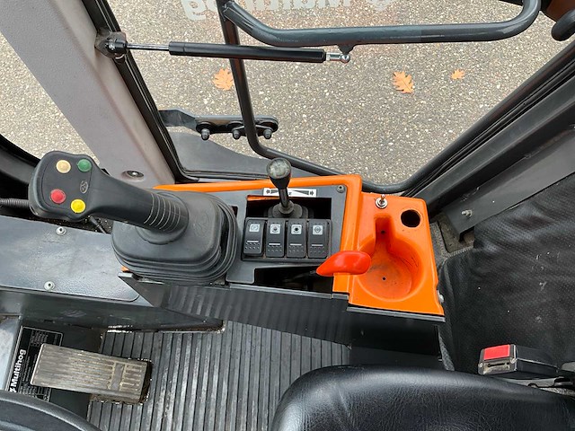 2010 multihog mh90 vierwielaangedreven werktuigendrager t-03-dph - afbeelding 19 van  30