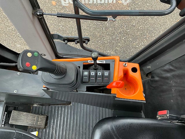 2010 multihog mh90 vierwielaangedreven werktuigendrager t-03-dph - afbeelding 30 van  35