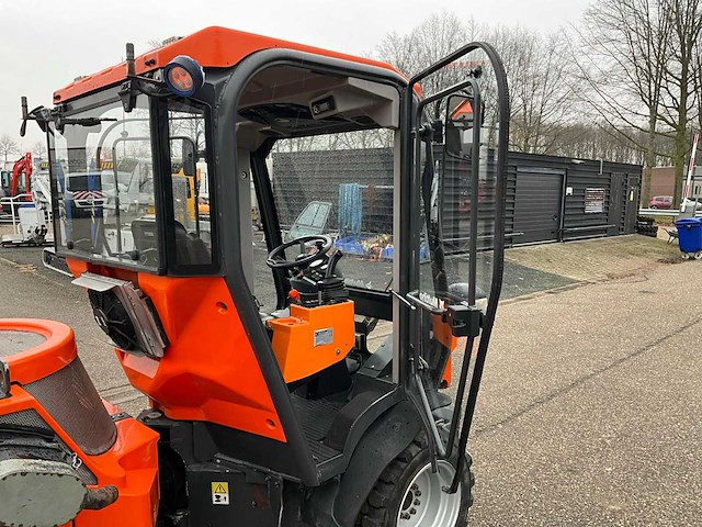 2010 multihog mh90 vierwielaangedreven werktuigendrager t-03-dph - afbeelding 17 van  35