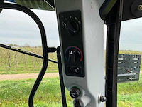 2010 new holland t6010 vierwielaangedreven landbouwtractor - afbeelding 3 van  17