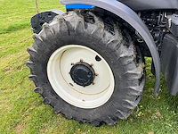 2010 new holland t6010 vierwielaangedreven landbouwtractor - afbeelding 5 van  17