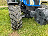 2010 new holland t6010 vierwielaangedreven landbouwtractor - afbeelding 9 van  17