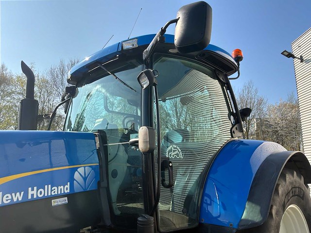 2010 new holland t7040 vierwielaangedreven landbouwtractor - afbeelding 3 van  33