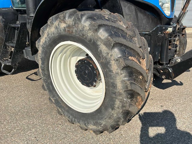 2010 new holland t7040 vierwielaangedreven landbouwtractor - afbeelding 5 van  33