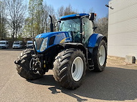 2010 new holland t7040 vierwielaangedreven landbouwtractor - afbeelding 1 van  33