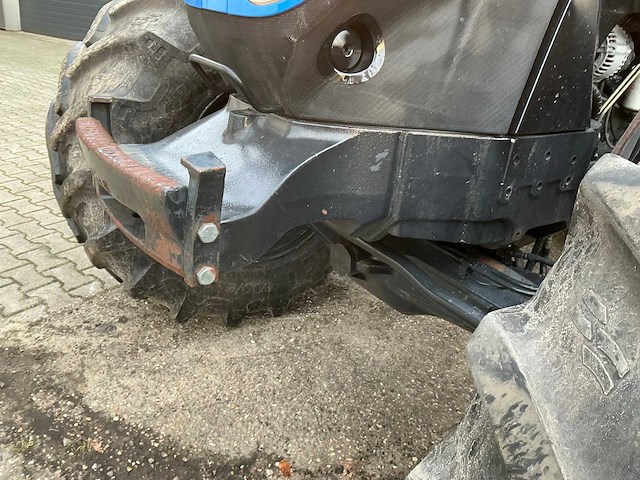 2010 new holland t7040 vierwielaangedreven landbouwtractor - afbeelding 13 van  48