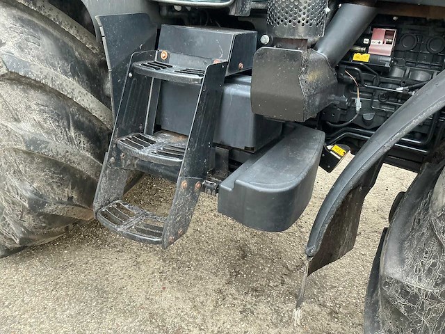 2010 new holland t7040 vierwielaangedreven landbouwtractor - afbeelding 17 van  48