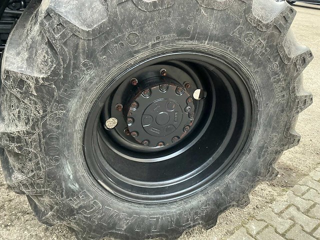 2010 new holland t7040 vierwielaangedreven landbouwtractor - afbeelding 18 van  48