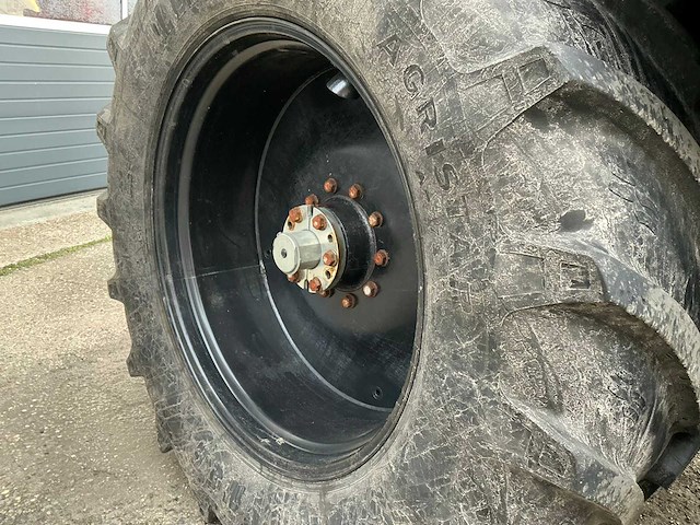 2010 new holland t7040 vierwielaangedreven landbouwtractor - afbeelding 19 van  48