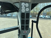 2010 new holland t7040 vierwielaangedreven landbouwtractor - afbeelding 19 van  33