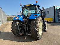 2010 new holland t7040 vierwielaangedreven landbouwtractor - afbeelding 4 van  4