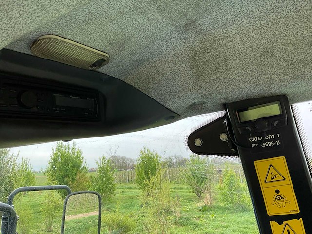 2010 new holland td5010 tweewielaangedreven landbouwtractor - afbeelding 15 van  34