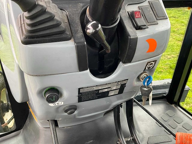 2010 new holland td5010 tweewielaangedreven landbouwtractor - afbeelding 16 van  34