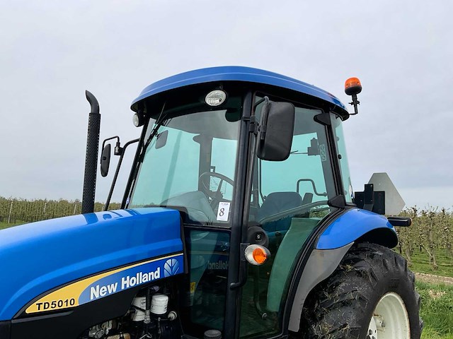 2010 new holland td5010 tweewielaangedreven landbouwtractor - afbeelding 19 van  34