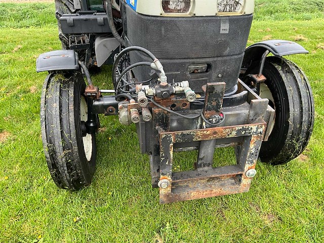 2010 new holland td5010 tweewielaangedreven landbouwtractor - afbeelding 22 van  34