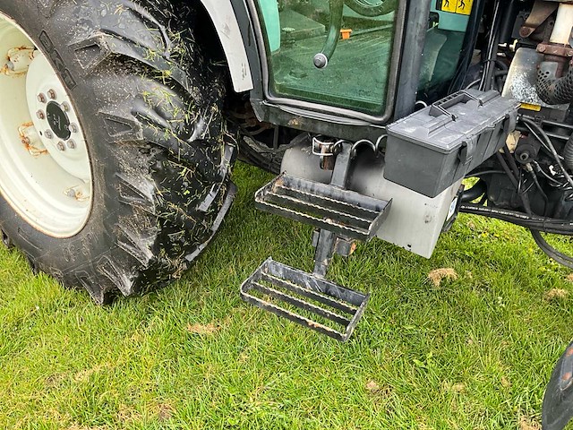 2010 new holland td5010 tweewielaangedreven landbouwtractor - afbeelding 27 van  34