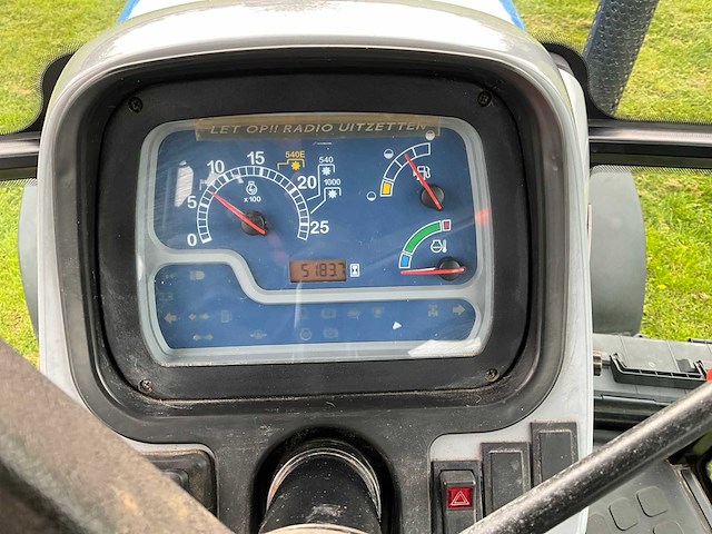 2010 new holland td5010 tweewielaangedreven landbouwtractor - afbeelding 34 van  34