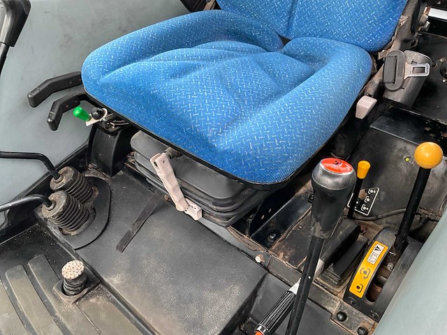 2010 new holland td5010 tweewielaangedreven landbouwtractor - afbeelding 9 van  34