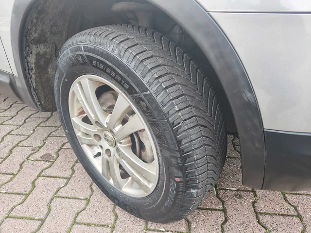 2010 nissan qashqai 1.6 visia personenauto - afbeelding 31 van  55