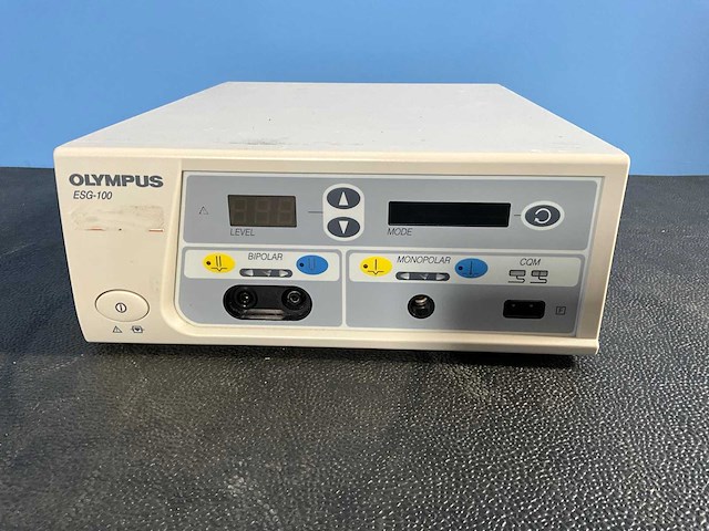 2010 olympus esg-100 elektrochirurgische hf-generator (2x) - afbeelding 2 van  5