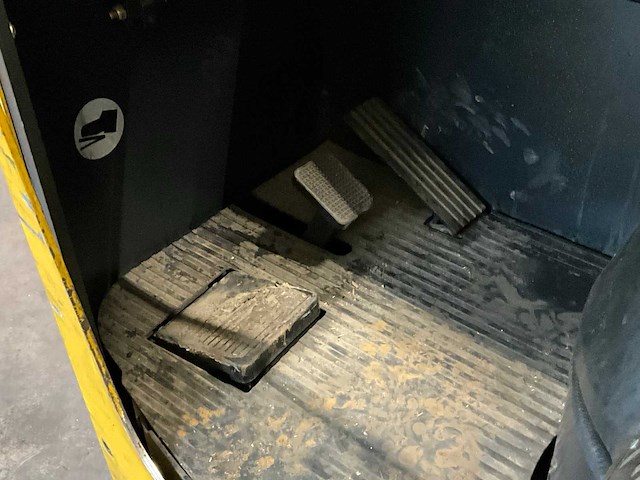 2010 om xr14ac reach truck - afbeelding 9 van  20