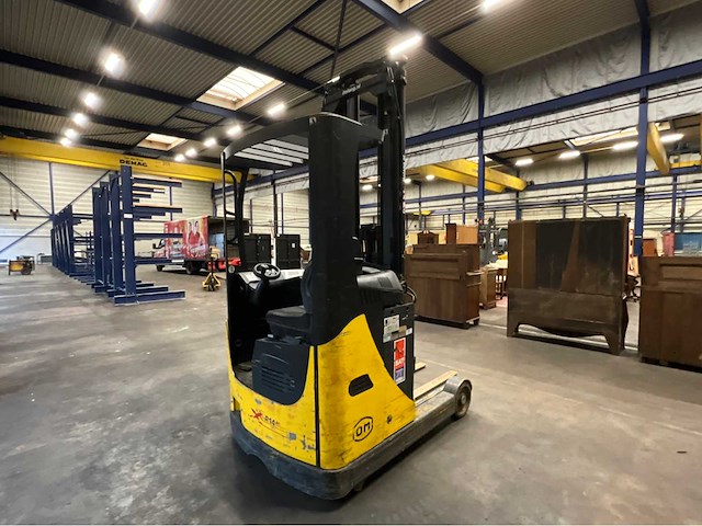 2010 om xr14ac reach truck - afbeelding 18 van  20