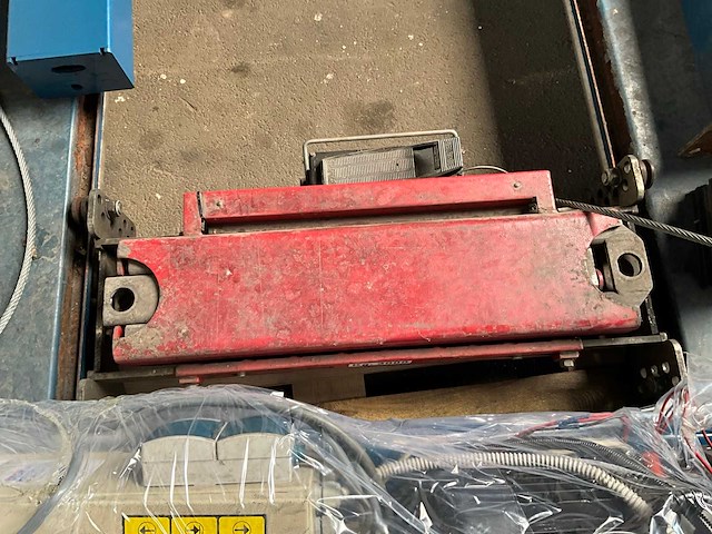 2010 oma 524 hefbrug - afbeelding 4 van  5