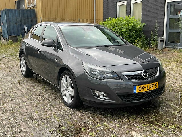 2010 opel astra 1.6 sport personenauto - afbeelding 8 van  15