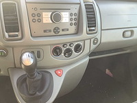 2010 opel vivaro 2.5 cdti l2h1 dc bedrijfswagen - afbeelding 2 van  14