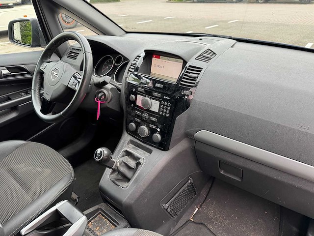 2010 opel zafira 1.8 cosmo 7-persoons 48-kzt-4 - afbeelding 1 van  18