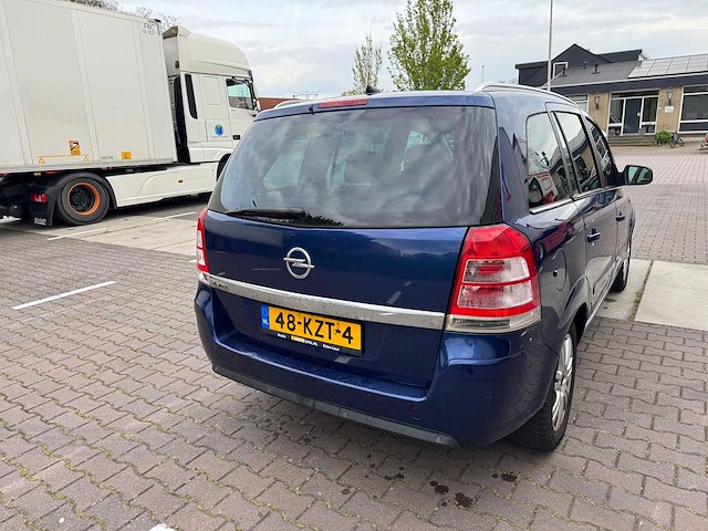 2010 opel zafira 1.8 cosmo 7-persoons 48-kzt-4 - afbeelding 5 van  8
