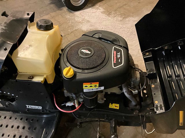 2010 partner p1259 zitmaaier - afbeelding 6 van  17