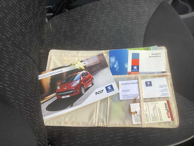 2010 peugeot 107 1.0-12v sublime personenauto - afbeelding 5 van  14