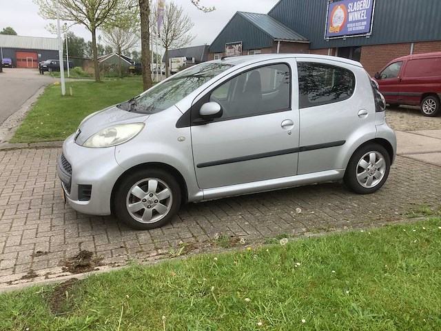 2010 peugeot 107 1.0-12v sublime personenauto - afbeelding 1 van  14