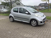 2010 peugeot 107 1.0-12v sublime personenauto - afbeelding 7 van  14