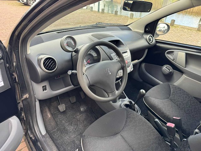 2010 peugeot 107 1.0-12v xs cool 15-ltg-8 - afbeelding 3 van  16
