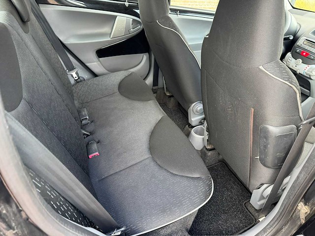 2010 peugeot 107 1.0-12v xs cool 15-ltg-8 - afbeelding 15 van  16