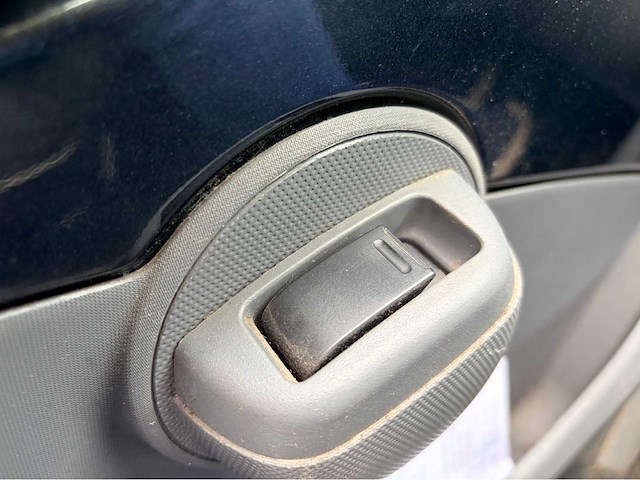 2010 peugeot 107 airco 1.0-12v xs urban m. personenauto - afbeelding 7 van  15